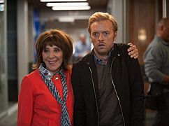 Great News: 1x05 Snowmageddon of the Century - zdjęcia promocyjne