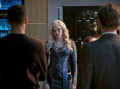 The Flash: 3x21 Cause and Effect - zdjęcia promocyjne