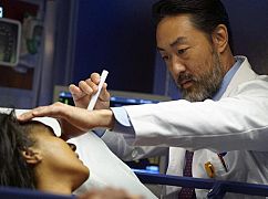 Chicago Med: 2x23 Love Hurts - zdjęcia promocyjne