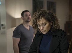 Uwikłana: 2x12 Behind the Mask - zdjęcia promocyjne