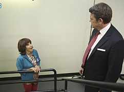 Great News: 1x07 The Red Door - zdjęcia promocyjne