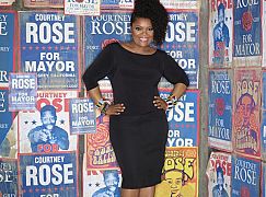 Zdjęcia promocyjne obsady 1 sezonu serialu The Mayor