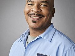 Zdjęcia promocyjne obsady 3 sezonu serialu The Carmichael Show