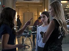 Stitchers: 3x01 Out of the Shadows - zdjęcia promocyjne