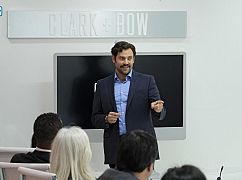 Downward Dog: 1x05 Trashed - zdjęcia promocyjne