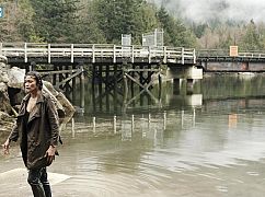 Somewhere Between: 1x01 „For One to Live” - zdjęcia promocyjne