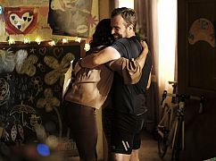 Somewhere Between: 1x01 „For One to Live” - zdjęcia promocyjne