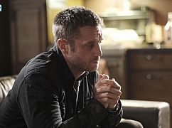 Somewhere Between: 1x01 „For One to Live” - zdjęcia promocyjne