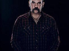 Zdjęcia promocyjne obsady 2 sezonu serialu Queen of the South