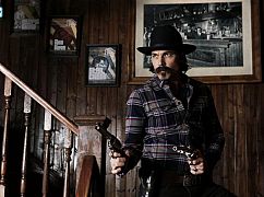 Zdjęcia promocyjne obsady 2 sezonu serialu Wynonna Earp