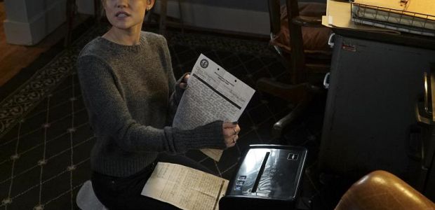 Zdjęcia z 7 sezonu „Słodkich kłamstewek”: Czy policjanci pokrzyżują ślub [spoiler]?