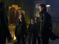 Dark Matter: 3x03 „Welcome To The Revolution” - zdjęcia promocyjne