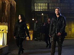 Dark Matter: 3x03 „Welcome To The Revolution” - zdjęcia promocyjne