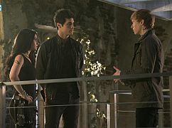 Shadowhunters: 2x15 „A Problem with Memory” - zdjęcia promocyjne