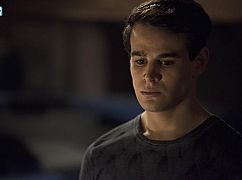 Shadowhunters: 2x15 „A Problem with Memory” - zdjęcia promocyjne