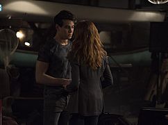 Shadowhunters: 2x15 „A Problem with Memory” - zdjęcia promocyjne