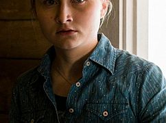 Fear the Walking Dead: 3x06 „Red Dirt” - zdjęcia promocyjne