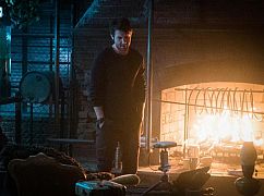 Zoo: 3x03 „Ten Years Gone” - zdjęcia promocyjne