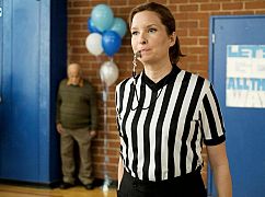 Playing House: 3x03 „Gwen or Lose” - zdjęcia promocyjne