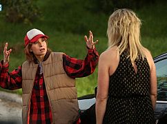Playing House: 3x08 „Reverse the Curse” - zdjęcia promocyjne