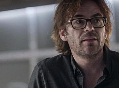 Zoo: 3x04 „Welcome to the Terra Dome” - zdjęcia promocyjne