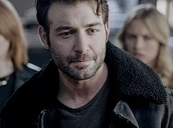 Zoo: 3x04 „Welcome to the Terra Dome” - zdjęcia promocyjne