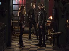 Shadowhunters: 2x17 „A Dark Reflection” - zdjęcia promocyjne