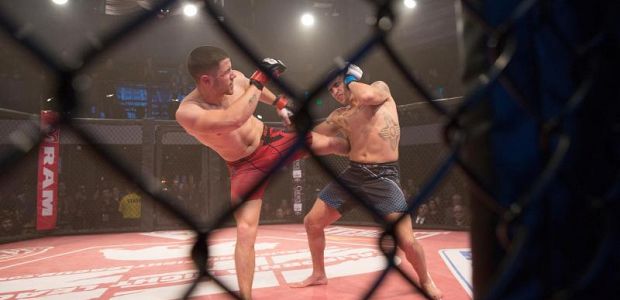 Klip z 3 sezonu „Kingdom”: Nate wraca do klatki