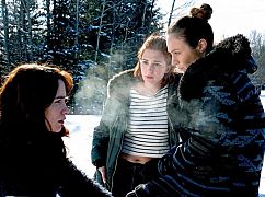 Wynonna Earp: 2x07 „Everybody Knows” - zdjęcia promocyjne