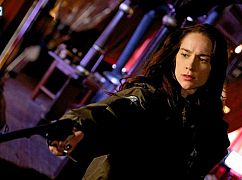 Wynonna Earp: 2x06 „Whiskey Lullaby” - zdjęcia promocyjne