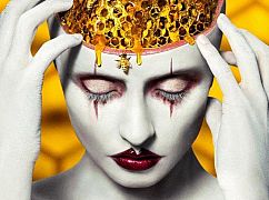 Plakaty promocyjne 7 sezonu serialu „American Horror Story”
