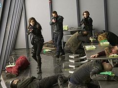 Killjoys: 3x05 „Attack the Rack” - zdjęcia promocyjne