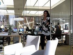 The Bold Type: 1x06 „The Breast Issue” - zdjęcia promocyjne
