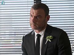 Ray Donovan: 5x02 „Las Vegas” - zdjęcia promocyjne