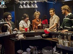 Umrzeć ze śmiechu: 1x06 „Girls Are Funny, Too” - zdjęcia promocyjne