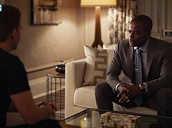 W garniturach: 7x07 „Full Disclosure” - zdjęcia promocyjne
