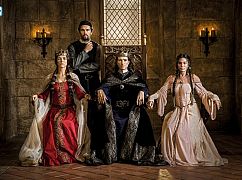 Zdjęcia promocyjne 1 sezonu serialu „Knightfall”