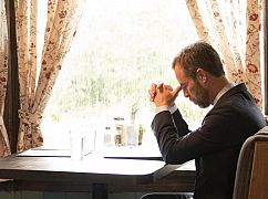 Somewhere Between: 1x07 „The Fourth Man” - zdjęcia promocyjne