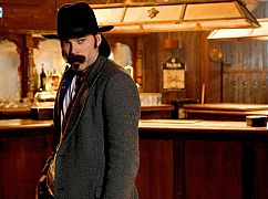Wynonna Earp: 2x11 „Gone as a Girl Can Get” - zdjęcia promocyjne
