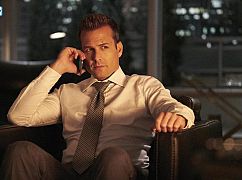 W garniturach: 7x08 „100” - zdjęcia promocyjne