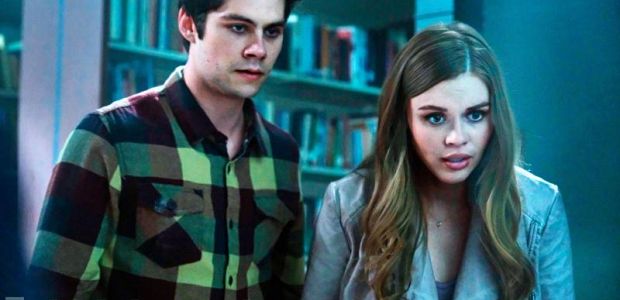 Dylan O’Brien, Tyler Hoechlin i inni powracają na zdjęciach z finału serialu „Nastoletni wilkołak”