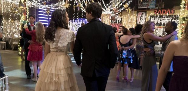 Szefowe „Fosterów” zapowiada buntownicy bal w letniej premierze 5 sezonu — Plus: zobacz klip