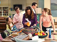 Nie ma lekko: 2x01 „Back to School” - zdjęcia promocyjne