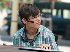 Speechless: 2x01 „W-E– WE’RE B-A– BACK!” - zdjęcia promocyjne
