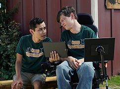 Speechless: 2x01 „W-E– WE’RE B-A– BACK!” - zdjęcia promocyjne