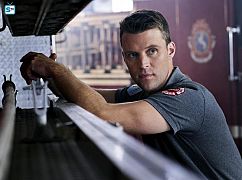 Zdjęcia promocyjne obsady 6 sezonu serialu „Chicago Fire”
