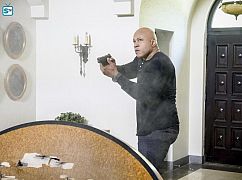 Agenci NCIS: Los Angeles: 9x03 „Assets” - zdjęcia promocyjne