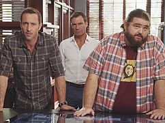Hawaii 5.0: 8x03 „Kāu pahi, ko’u kua. Kāu pū, ko’u po’o.” - zdjęcia promocyjne