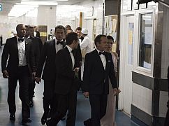 Designated Survivor: 2x02 „Sting of the Tail” - zdjęcia promocyjne