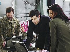 SEAL Team: 1x03 „Boarding Party” - zdjęcia promocyjne